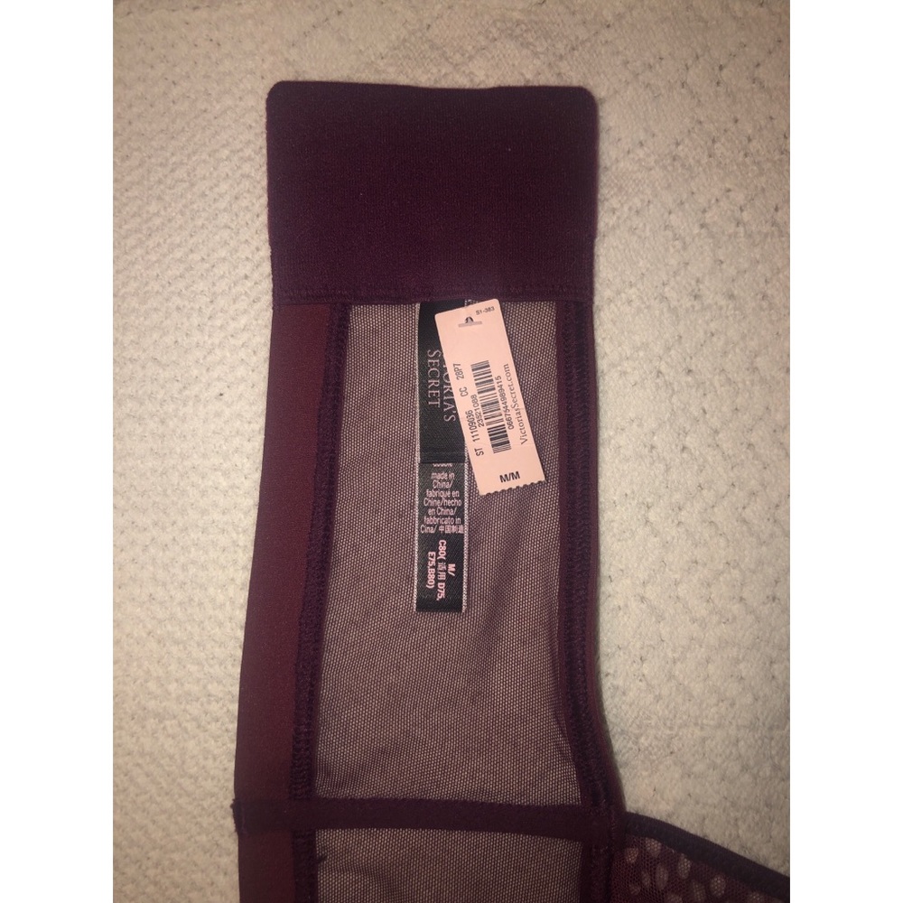 ❤️Victoria’s Secret High Neck Bralette ❤️ - Picture 6 of 7